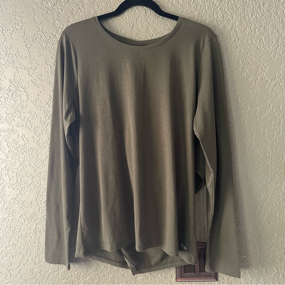 Victoria’s Secret Sport top